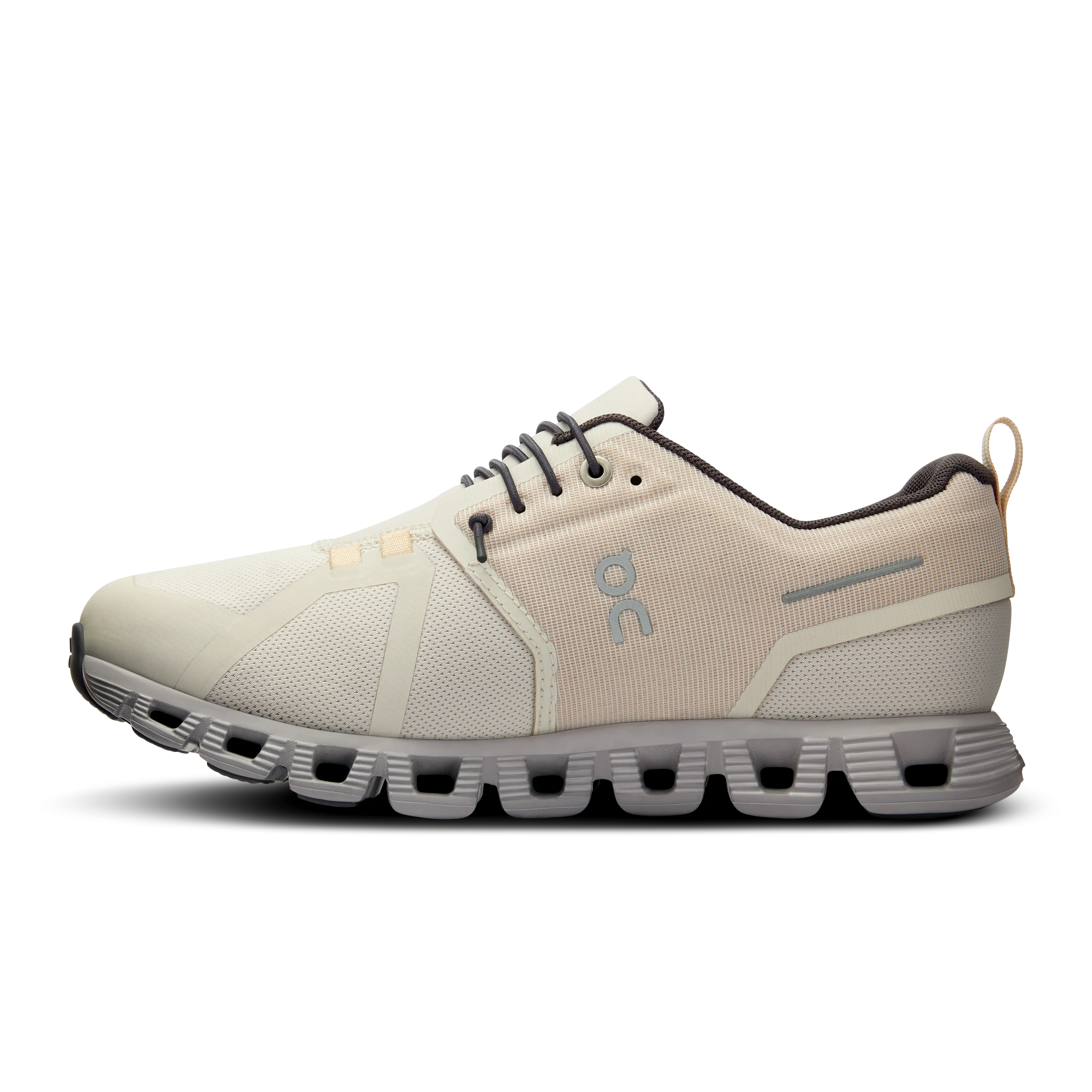 On Running Women's Cloud 5 Waterproof Shoes - Pearl / Fog