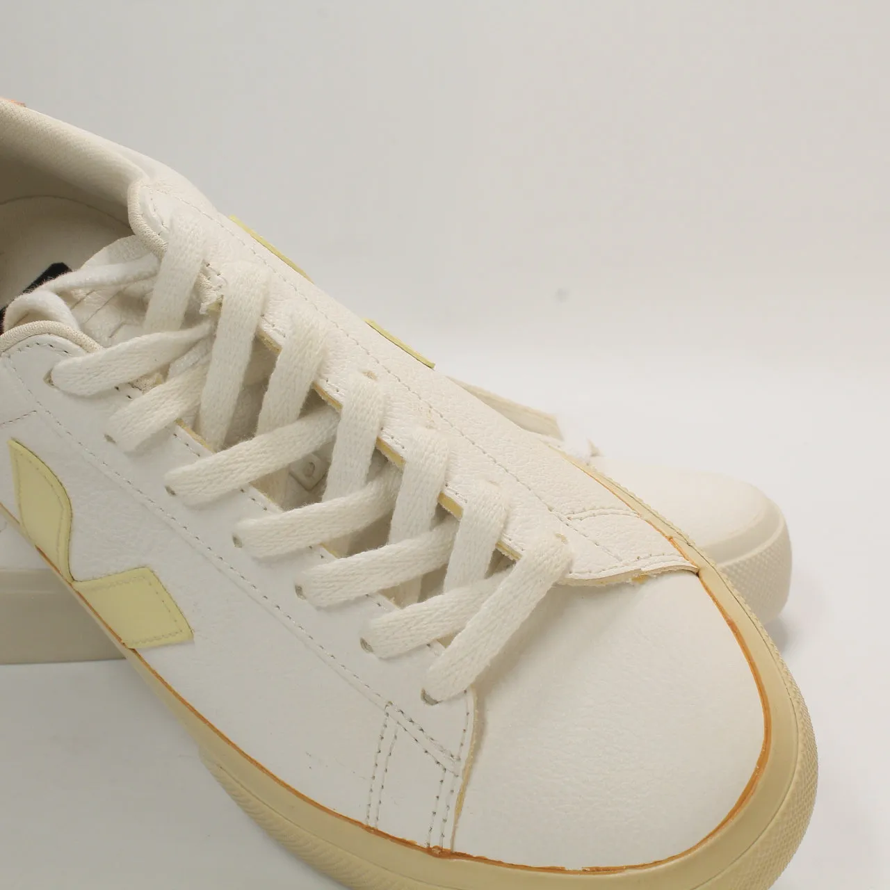 Womens Veja Campo White Sun Peach F Uk Size 5